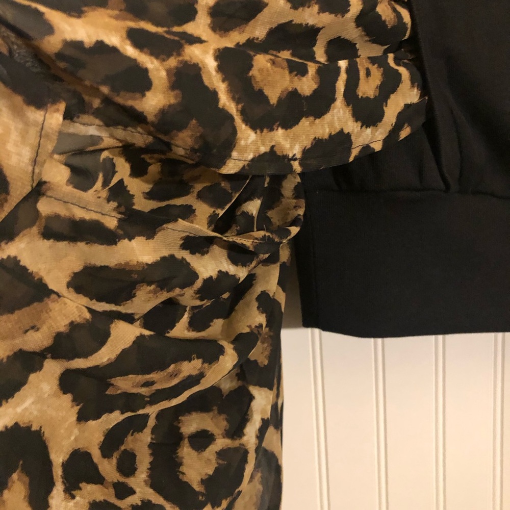 Super Gorgeous Blouse - Picture 7 of 8